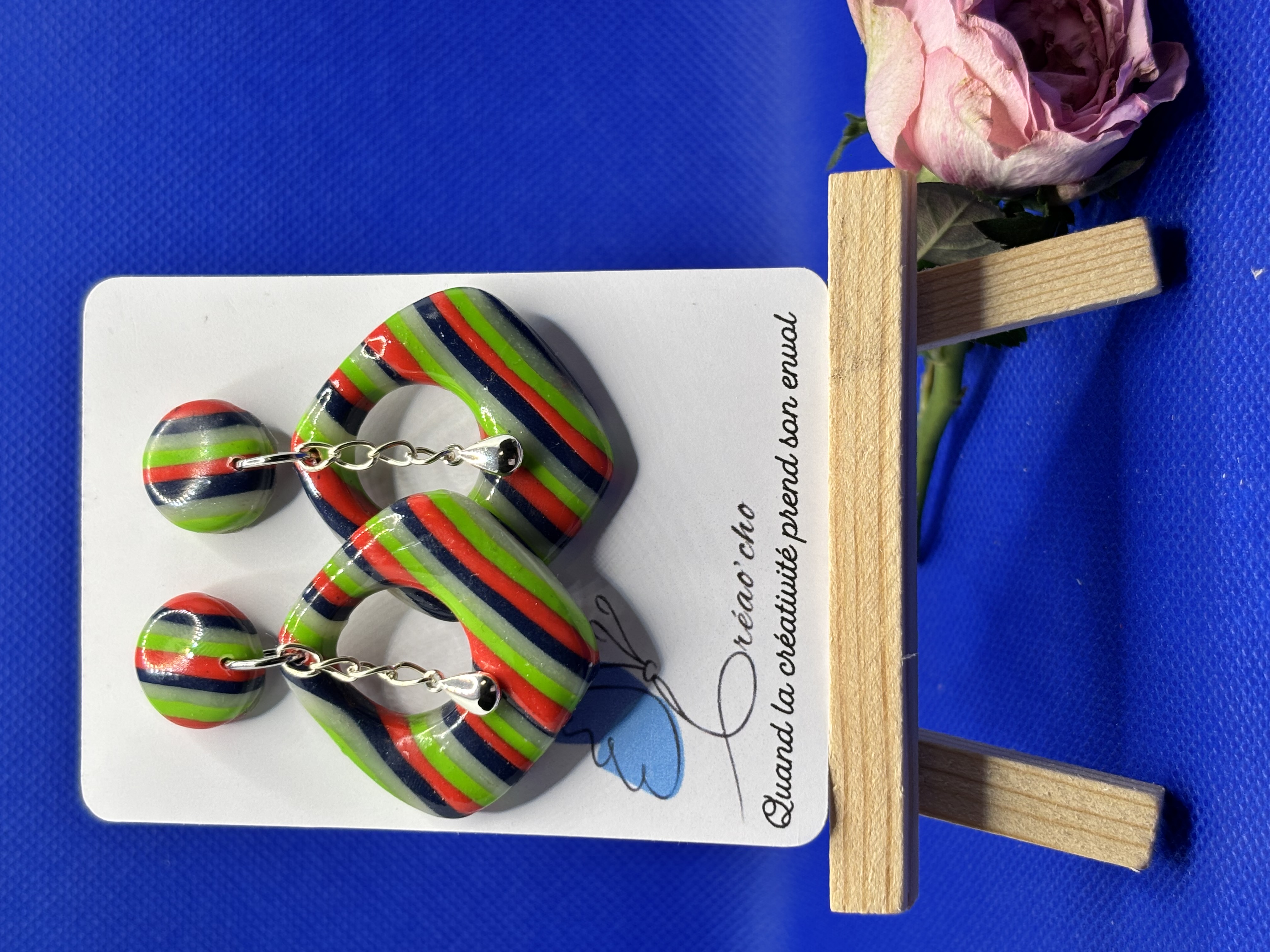 Boucles d'oreilles "Carré percé" LLEF17