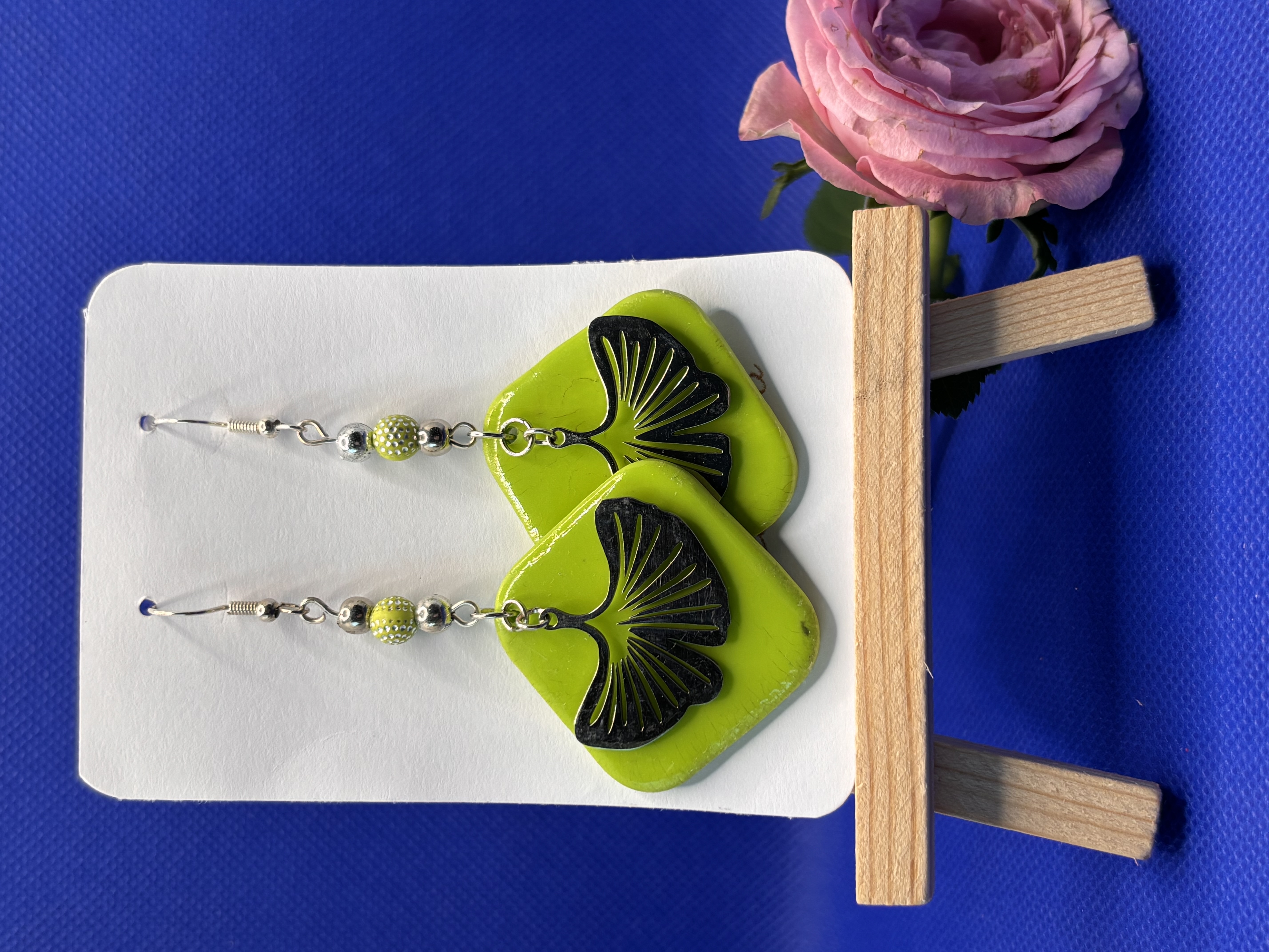 Boucles d'oreilles "Carré écu" LVD3