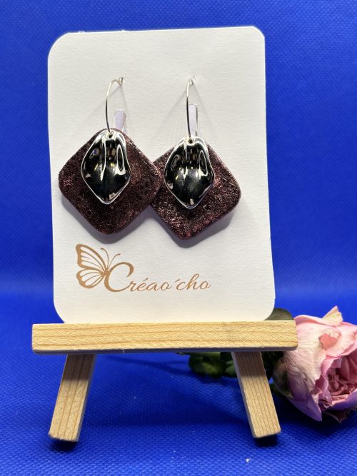 Boucle d'oreille carrée APR4