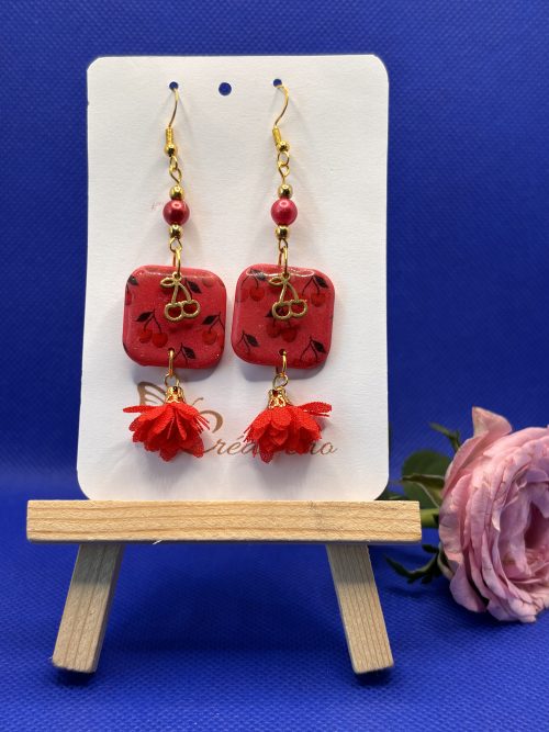 Boucle d'oreille carrée cerise ATDC1