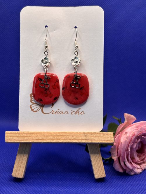Boucle d'oreille  carrée avec ses cerises ATDC4